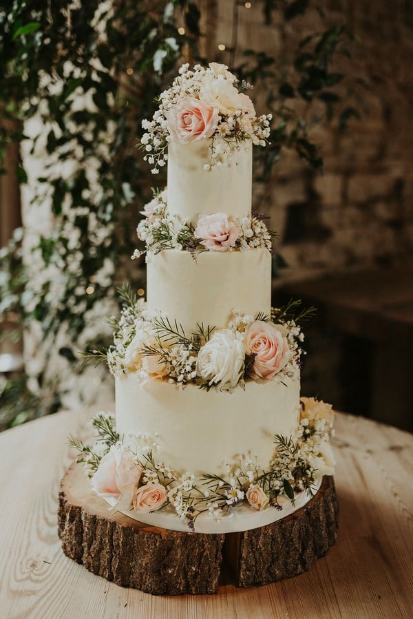 20 Country Rustic Wedding Cake Ideas Oh The Wedding Day 8556