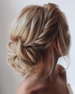 20 Low Bun Wedding Updo Hairstyles We Love - Oh The Wedding Day