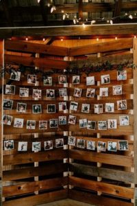 20 Rustic Country Wooden Pallets Wedding Decoration Ideas - Oh The ...