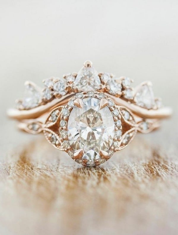 25 Vintage Engagement Rings You’ll Swoon Over - Oh The Wedding Day