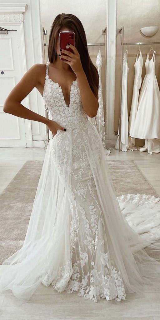 28 Lace Wedding Dresses from eleganza sposa - Oh The Wedding Day